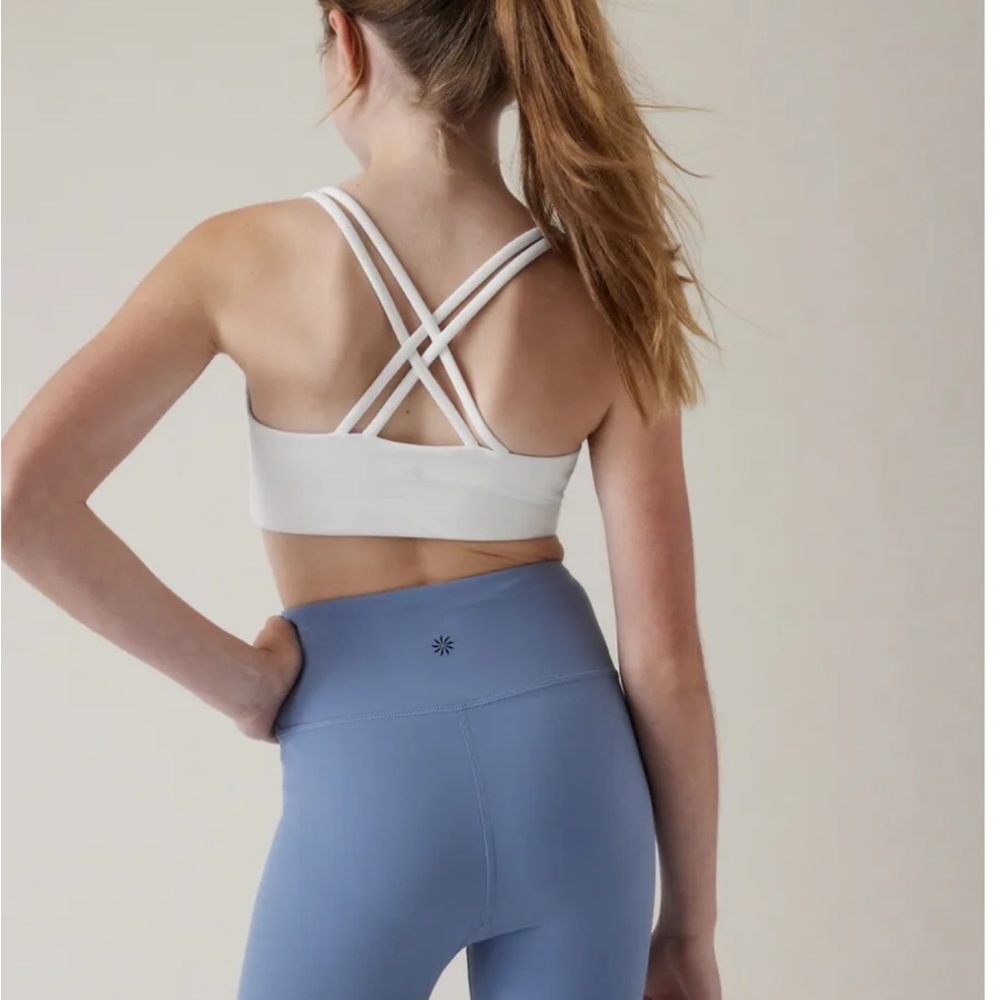 Athleta girl upbeat bra white M (8-10)